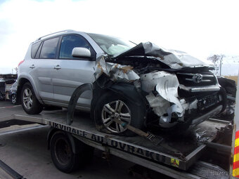 Toyota Rav 4 - 2