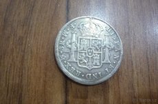 8 reales - 2