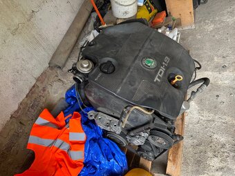 Motor 1.9 TDI 66kw ALH Kompletní - 2