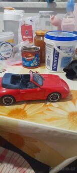 Porsche 911 carera cabriolet 1994 1/18 - 2