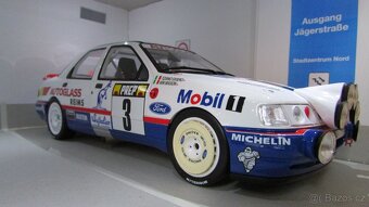 1:18 Ottomobile Sierra Cosworth - 2