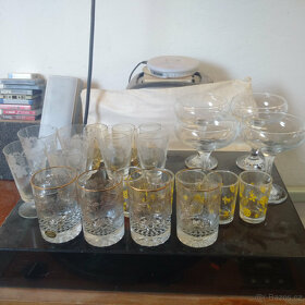 Pozůstalost - retro sklo - 2