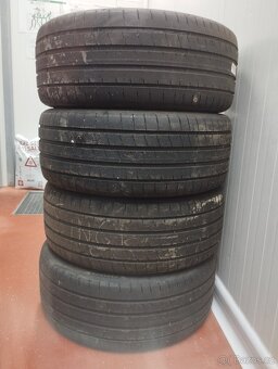 Pneu Goodyear - 2