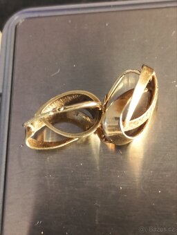 Starožitné zlaté náušnice - 2