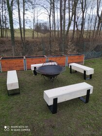 Lavice k ohništi - 2