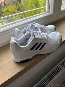 Adidas vel 45,5 nové - 2