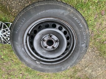 zimní pneu Pirelli Snowcontrol, 195/65 R15, VW, Škoda - 2