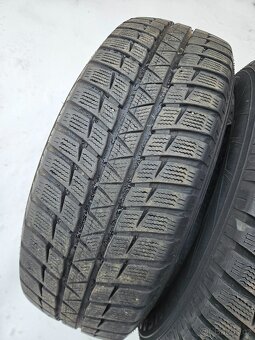 2ks Zimní pneu 215/65/16 - 2