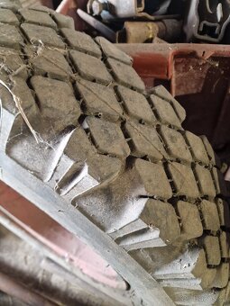 Prodám 220-508/7,50-20/ - 2