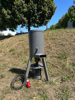 ŠROŤÁK - 2