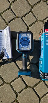 Makita ML007G Aku led svítilna Li-ion XGT 40V - nová - 2