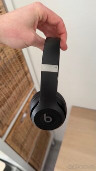 Beats Solo 4 černá - 2