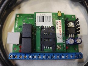 Prodám GSM komunikátor VT 11 s anténou - 2
