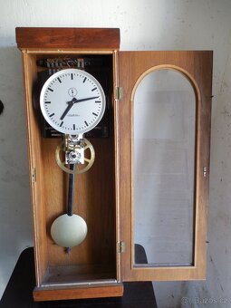 Hodiny Elektročas - 2