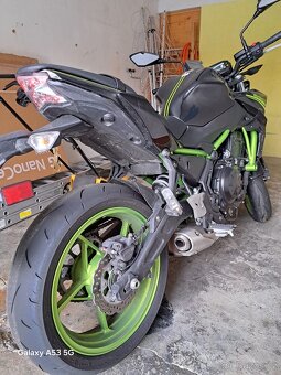Kawasaki Z650 - 2