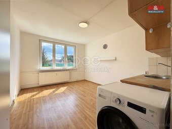 Prodej bytu 1+1, 36 m², Horní Slavkov, ul. Školní - 2