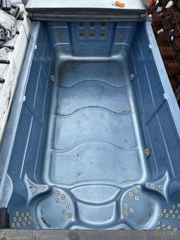 Swim spa Jazzi spa dual zone. - 2