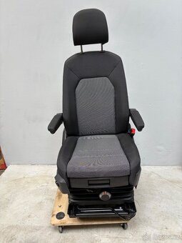 Sedadlo pravé Vw Crafter Man 2017- Odpružené Max - 2