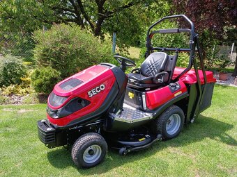 Zahradní traktor Seco MP 122D - 2