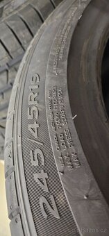 Letni pneu 245/46/R19 - 2
