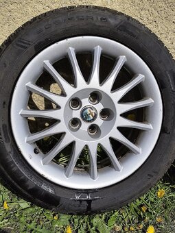 Kola alfa Romeo celoroční - 2