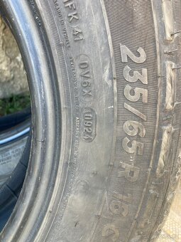 MICHELIN 235/65 R16C - 2