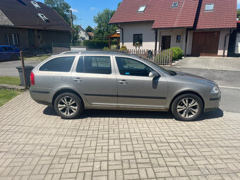 Škoda Octavia combi 1,9 TDi,77 kW,Ambition - 2