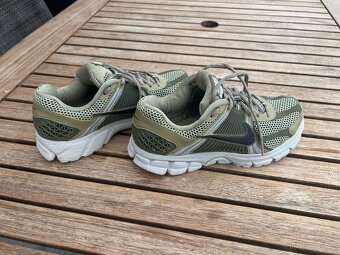 Nike Zoom Vomero 5, vel.38.5 - 2