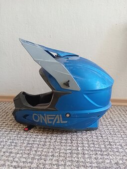 Helma na motorku nebo sjezd na kole značky ONEAL - 2