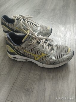 Dámská běžecká obuv MIZUNO - 2