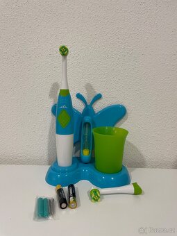 Dětský zubní kartáček - 2