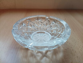 Krásný broušený popelník - retro z dob ČSSR - 2