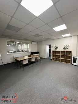 Pronájem, komerční/sklad, 781 m2, Plynární 3218/11, Moravská - 2