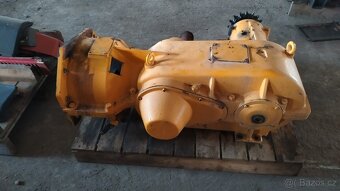 Převodovka míchacího zařízení z Tatra 815 MIX AM369 - 2