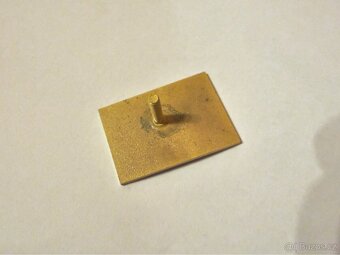 Znak AZNP Kvasiny pro Škoda 110R - 2