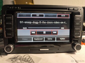 VW RNS510 1T0035680B aktualizované - 2