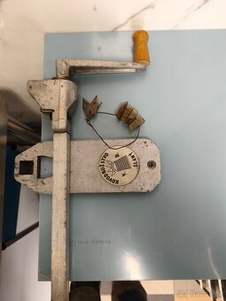 Gastro otvírák na konzervy - 2