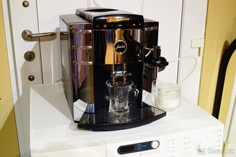 Kávovar Jura Impressa F9 - 2