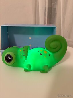 Noční lampa chameleón - 2