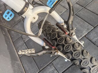 Kolo s přídavnými kolečky - 2