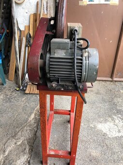 Dělička materiálu - 2