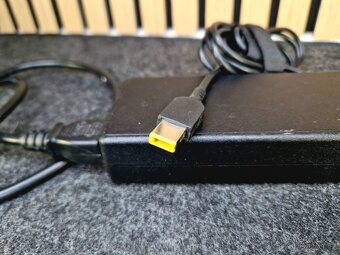 Adaptér Lenovo 135W hranatý konektor - ZÁRUKA - 2