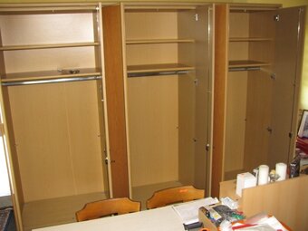 Šatní skříň - 2