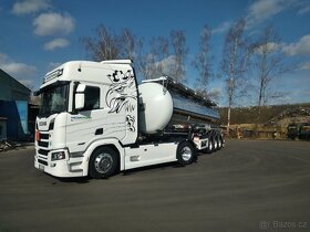 Řidič cisterny mezinárodní kamionové dopravy - VOLNÉ VÍKENDY - 2