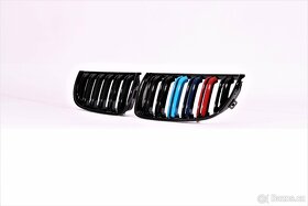 Ledvinky s trikolorou na BMW 3 - E90/E91 pre LCI - 2