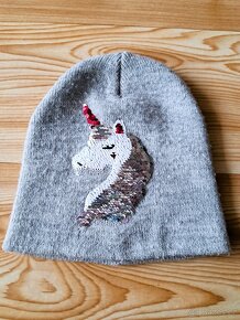Dívčí čepice s jednorožcem H&M - 2