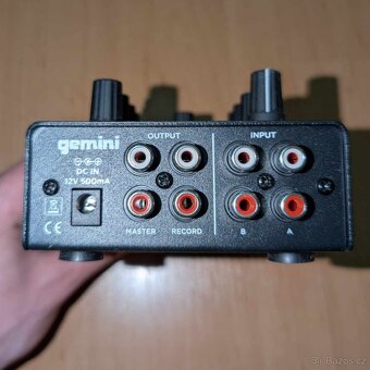 mixážny pult Gemini MM1 - 2