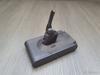 Akumulátor pro Dyson V8 - 2