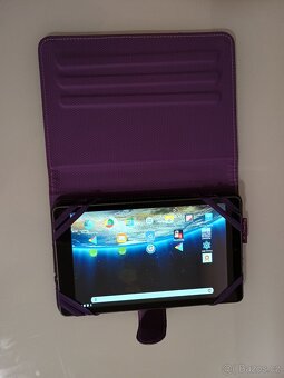 Tablet Vodafone s pouzdrem - 2