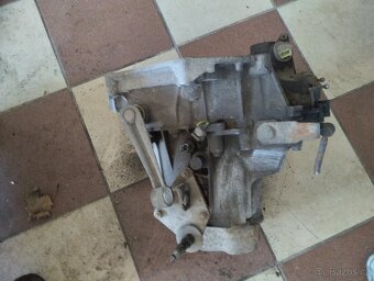 Peugeot 206 1.1i,HFX,44kw - převodovka r.v.01 - 2
